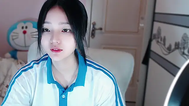 xiao-xiao-D online show from 03/15/25, 12:02