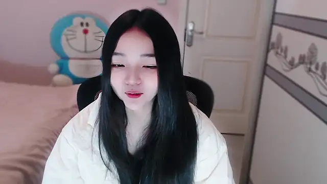 xiao-xiao-D online show from 10/27/25, 09:24