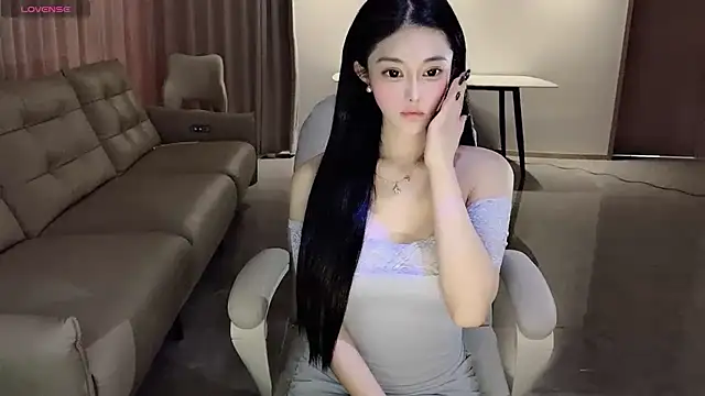 Snapshot of Irene--- chatting on 03/03/25, 05:42 Irene--- online show from 03/03/25, 05:42