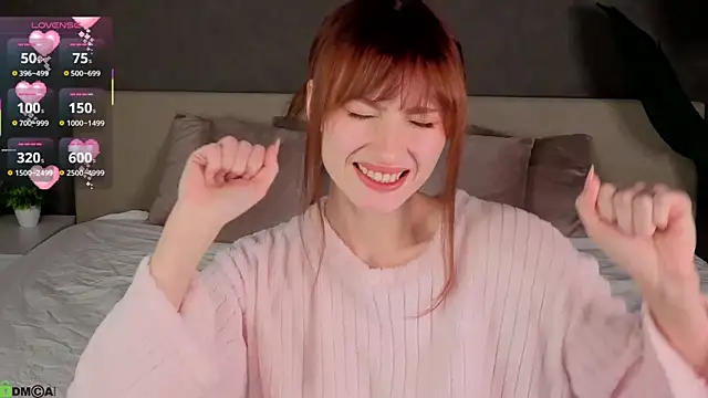 Mollly Rouge online show from 09/29/25, 10:58