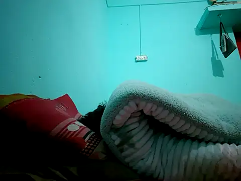 Snapshot of jaydev_madhuri chatting on 12/22/24, 02:49 jaydev madhuri online show from 12/22/24, 02:49