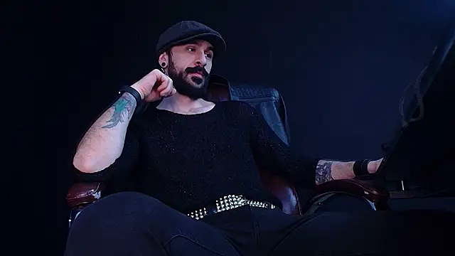 Snapshot of AxelColton chatting on 11/30/25, 07:56 AxelColton online show from 11/30/25, 07:56