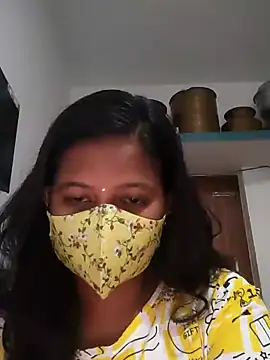 Snapshot of Tamil_Sanjana_ chatting on 01/16/25, 03:02 Tamil Sanjana online show from 01/16/25, 03:02