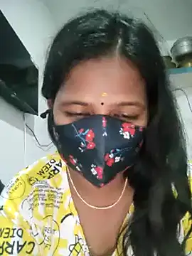 Snapshot of Tamil_Sanjana_ chatting on 01/20/25, 03:39 Tamil Sanjana online show from 01/20/25, 03:39