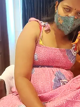 Snapshot of Tamil_Sanjana_ chatting on 03/14/25, 10:39 Tamil Sanjana online show from 03/14/25, 10:39