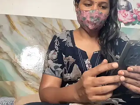 Snapshot of Tamil_Sanjana_ chatting on 09/24/25, 06:39 Tamil Sanjana online show from 09/24/25, 06:39