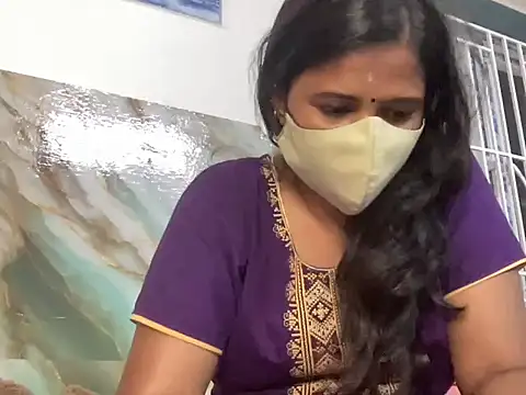 Snapshot of Tamil_Sanjana_ chatting on 10/21/25, 01:23 Tamil Sanjana online show from 10/21/25, 01:23