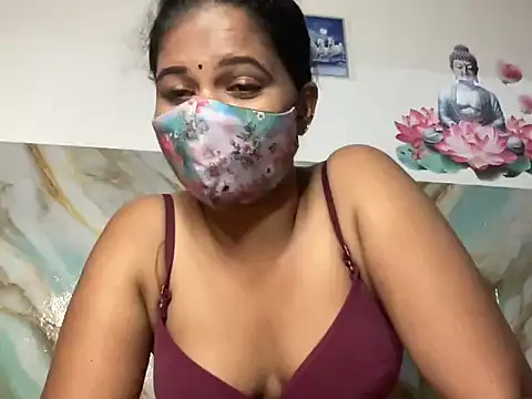 Snapshot of Tamil_Sanjana_ chatting on 10/27/25, 05:17 Tamil Sanjana online show from 10/27/25, 05:17