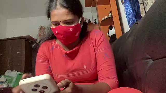 Snapshot of Tamil_Sanjana_ chatting on 01/09/26, 07:59 Tamil Sanjana online show from 01/09/26, 07:59