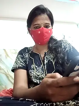Snapshot of Tamil_Sanjana_ chatting on 02/15/26, 03:58 Tamil Sanjana online show from 02/15/26, 03:58