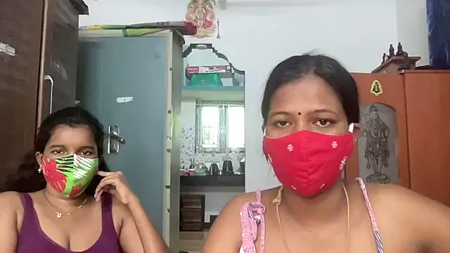 Snapshot of Tamil_Sanjana_ chatting on 07/02/26, 04:40 Tamil Sanjana online show from 07/02/26, 04:40
