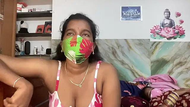 Snapshot of Tamil_Sanjana_ chatting on 07/04/26, 09:32 Tamil Sanjana online show from 07/04/26, 09:32