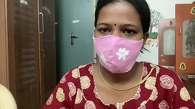 Snapshot of Tamil_Sanjana_ chatting on 07/05/26, 06:09 Tamil Sanjana online show from 07/05/26, 06:09