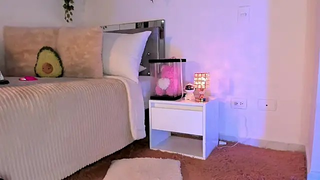 Alissonroses online show from 10/31/25, 11:50