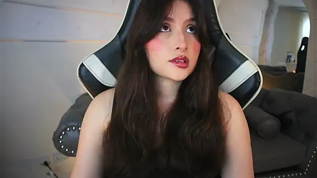 Daisha Riley online show from 04/17/26, 01:03