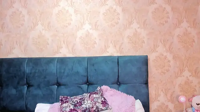 CintiaWalker online show from 09/28/25, 12:32