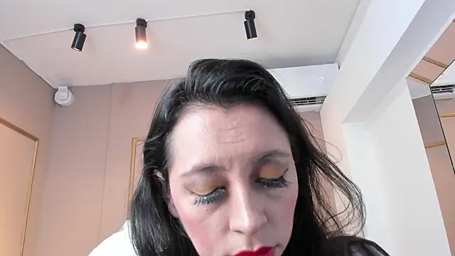 PerlaPreciosa online show from 11/08/25, 04:01