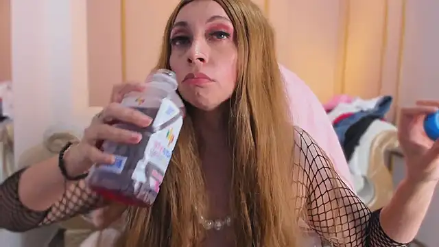 PerlaPreciosa online show from 02/15/26, 07:51