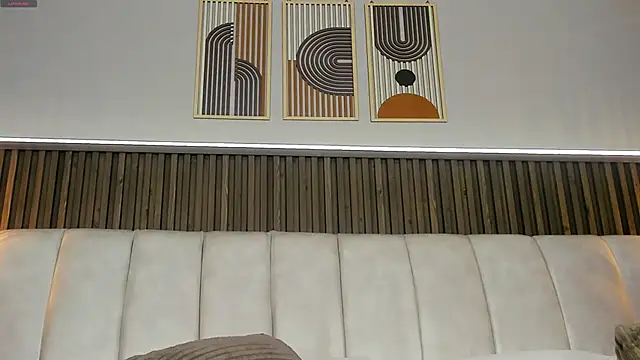 PerlaPreciosa online show from 04/23/26, 04:03