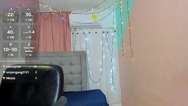 Snapshot of dani-lue chatting on 01/23/25, 11:48 dani-lue online show from 01/23/25, 11:48