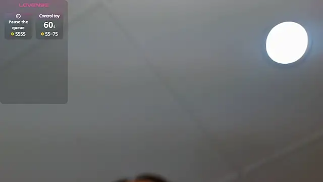 Snapshot of dani-lue chatting on 03/19/25, 01:07 dani-lue online show from 03/19/25, 01:07