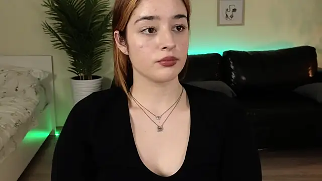 Snapshot of Lolly_lipss_ chatting on 01/05/25, 07:07 Lolly lipss online show from 01/05/25, 07:07