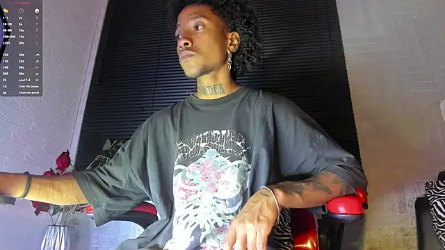 Snapshot of JhonyMiller_ chatting on 11/08/25, 07:45 JhonyMiller online show from 11/08/25, 07:45