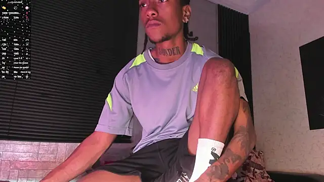 Snapshot of JhonyMiller_ chatting on 12/02/25, 07:53 JhonyMiller online show from 12/02/25, 07:53