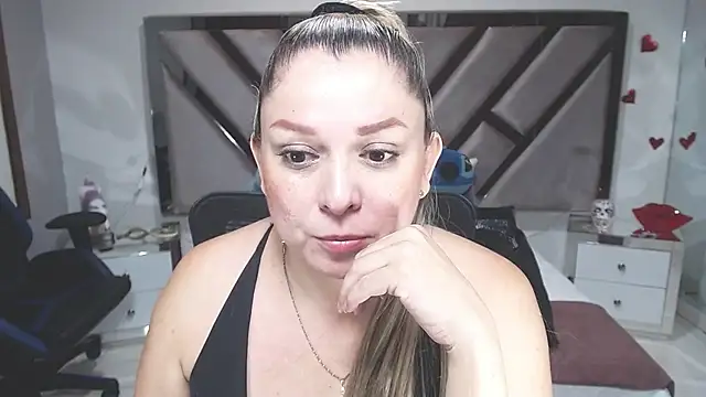 natalia5560 online show from 02/17/25, 02:04