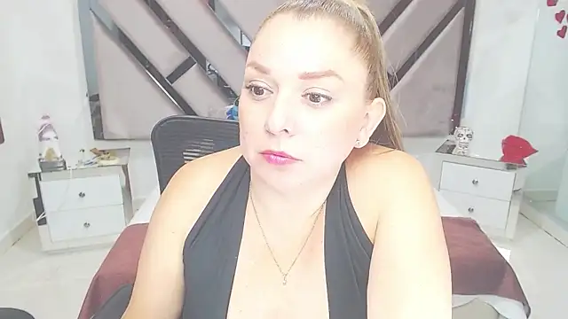 natalia5560 online show from 03/04/25, 01:59