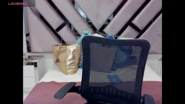 natalia5560 online show from 03/22/25, 08:26