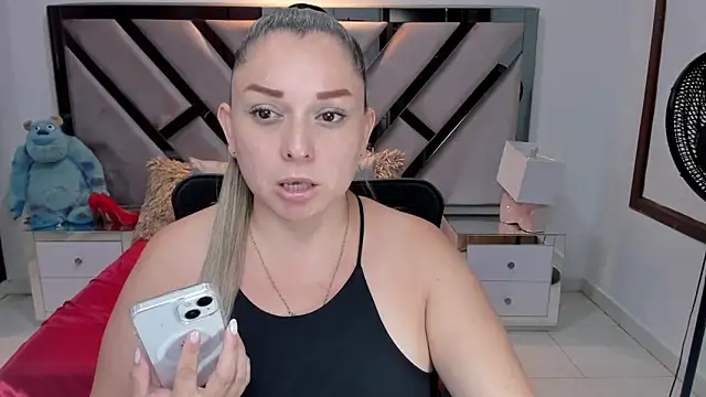 natalia5560 online show from 09/10/25, 02:39