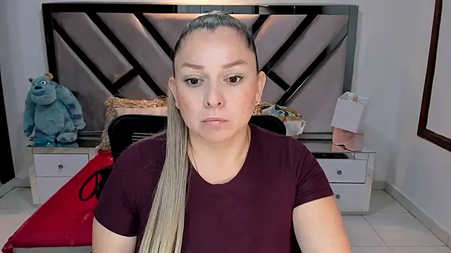natalia5560 online show from 09/16/25, 12:39
