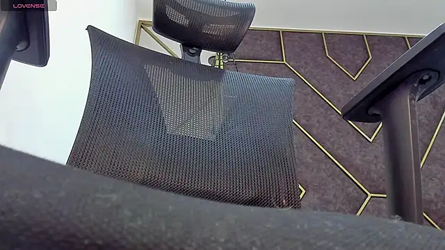 Snapshot of AbrilSonne chatting on 01/04/25, 01:52 AbrilSonne online show from 01/04/25, 01:52