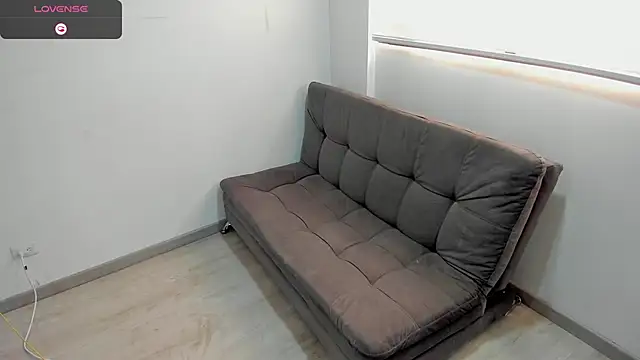 Snapshot of AbrilSonne chatting on 02/23/25, 07:17 AbrilSonne online show from 02/23/25, 07:17