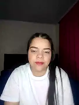 Snapshot of AriaYummy chatting on 02/18/25, 02:27 AriaYummy online show from 02/18/25, 02:27