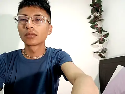 Snapshot of codysmith chatting on 02/20/25, 06:17 codysmith online show from 02/20/25, 06:17