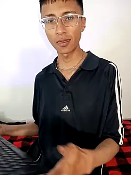 Snapshot of codysmith chatting on 02/20/25, 01:40 codysmith online show from 02/20/25, 01:40