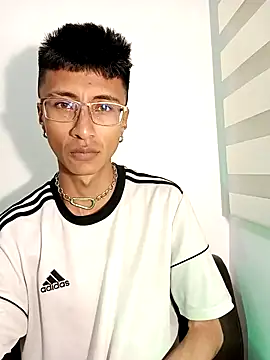 Snapshot of codysmith chatting on 02/22/25, 01:35 codysmith online show from 02/22/25, 01:35