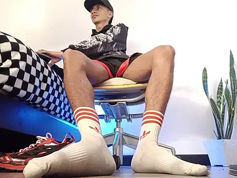 codysmith online show from 12/19/25, 01:12