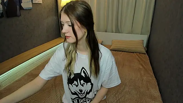 Lina Vi online show from 01/15/25, 09:20