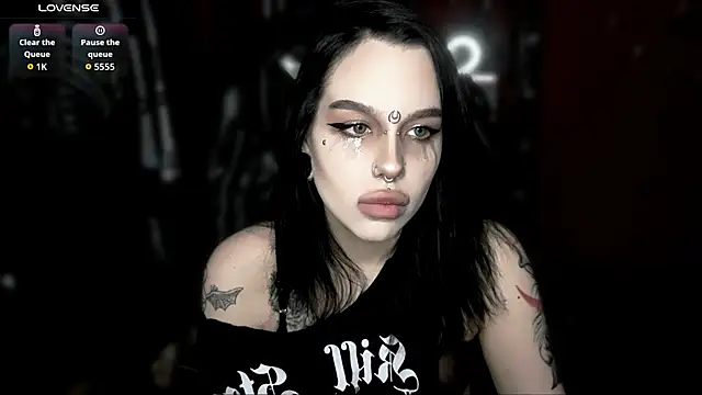 Snapshot of alexx_succubus chatting on 03/26/26, 04:23 alexx succubus online show from 03/26/26, 04:23