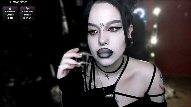 Snapshot of alexx_succubus chatting on 04/05/26, 03:15 alexx succubus online show from 04/05/26, 03:15