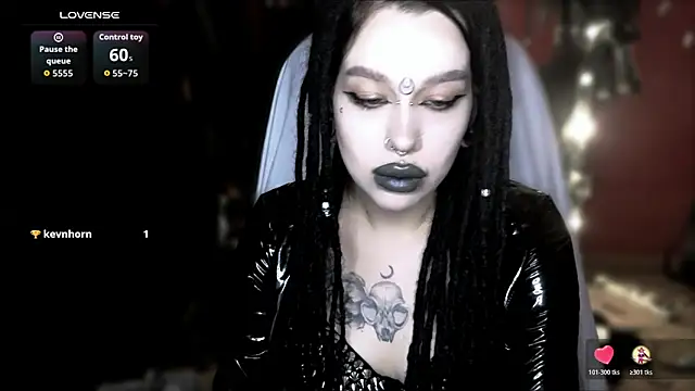 Snapshot of alexx_succubus chatting on 05/14/26, 04:41 alexx succubus online show from 05/14/26, 04:41