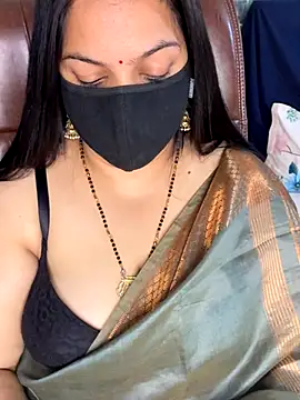 FlatVincy4 online show from 11/24/25, 03:34