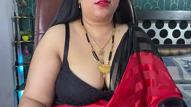 FlatVincy4 online show from 02/11/26, 04:45