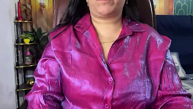 FlatVincy4 online show from 03/18/26, 09:01