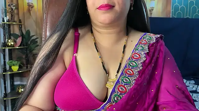 FlatVincy4 online show from 04/18/26, 03:10