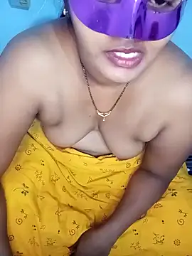 Snapshot of telugu_indhu_0001 chatting on 12/25/24, 05:37 telugu indhu 0001 online show from 12/25/24, 05:37