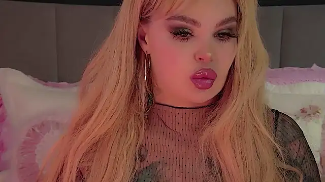 Marussia luxury online show from 03/20/25, 09:48